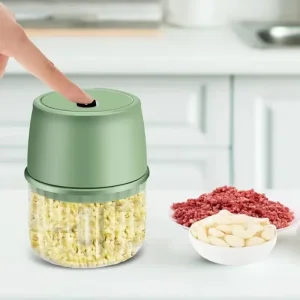 Mini siekacz do orzechów, czosnku, produktów mięsnych